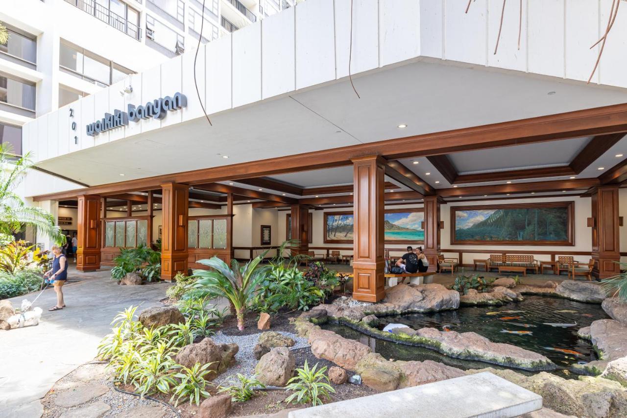Waikiki Banyan: Diamond Head And Ocean View Condo! Honolulu