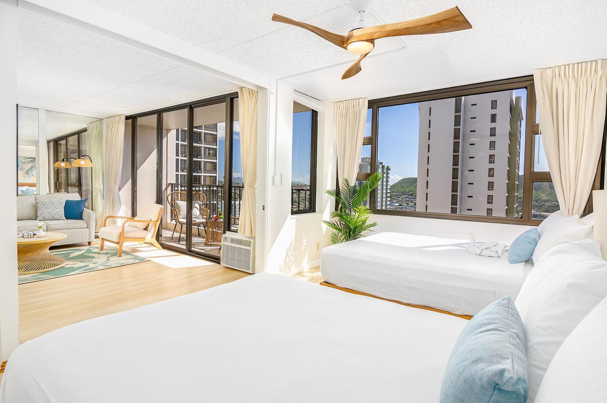 Waikiki Banyan: Diamond Head And Ocean View Condo! Honolulu